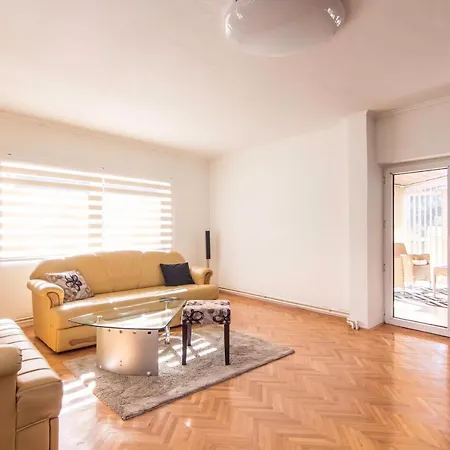 Apartment Irma Central *